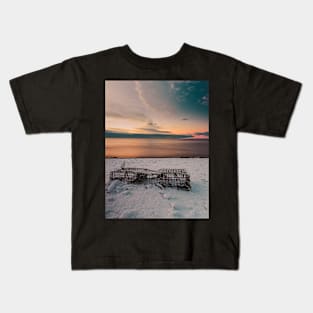 Ethereal Sunrise: Lobster Cage's Reverie V5 Kids T-Shirt